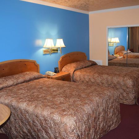 Fort Eustis Inn Newport News Bagian luar foto