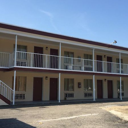 Fort Eustis Inn Newport News Bagian luar foto